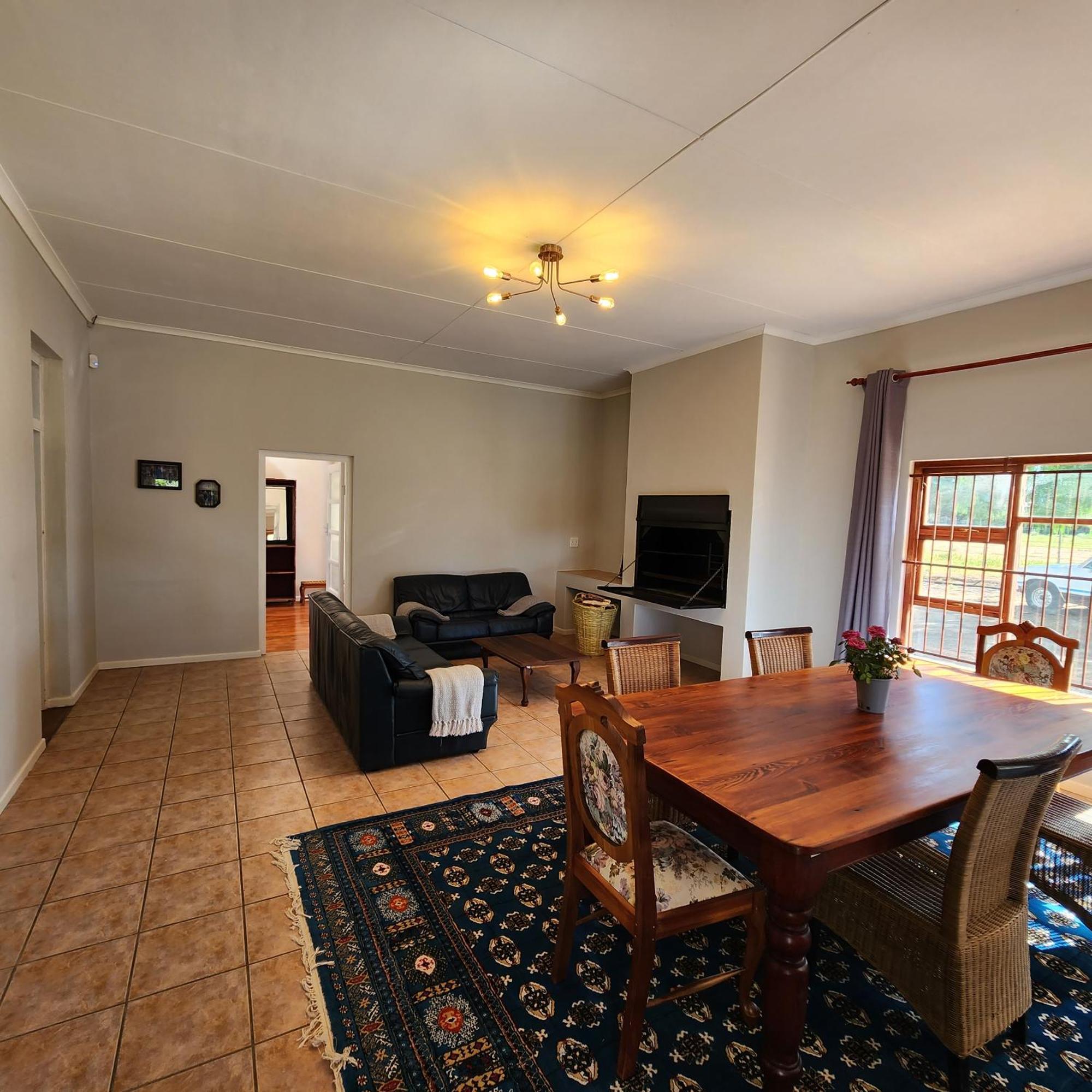 הוילה אאודטסהורן Karoo Leeu Self Catering מראה חיצוני תמונה